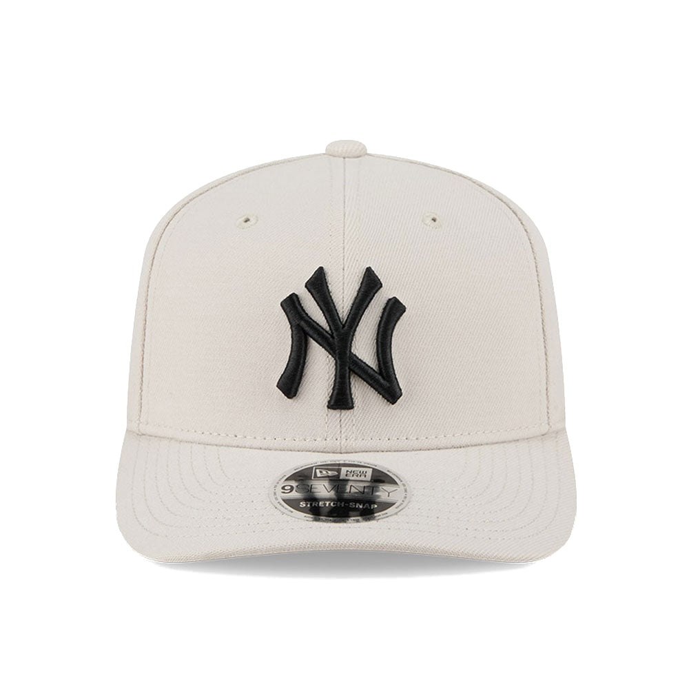 New Era 9SEVENTY Stretch Snap New York Yankees - Stone - Image 3