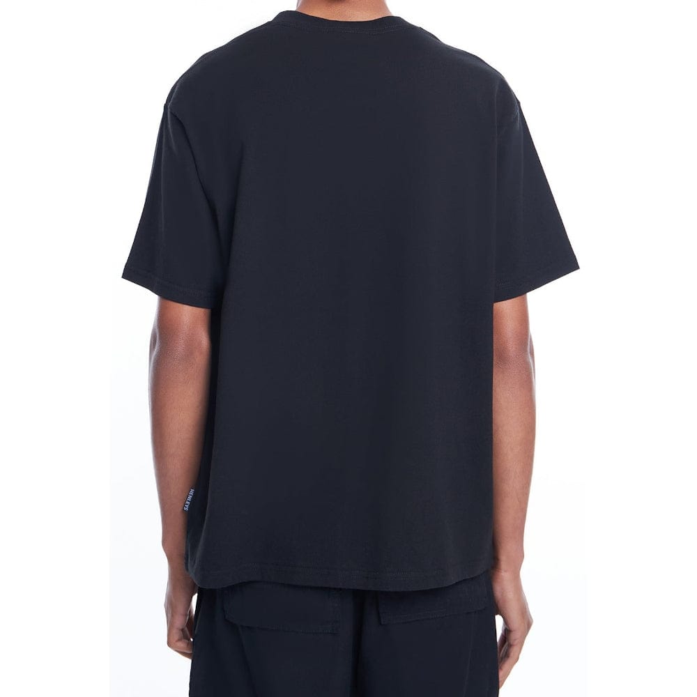 Henleys Hunter Tee - Black