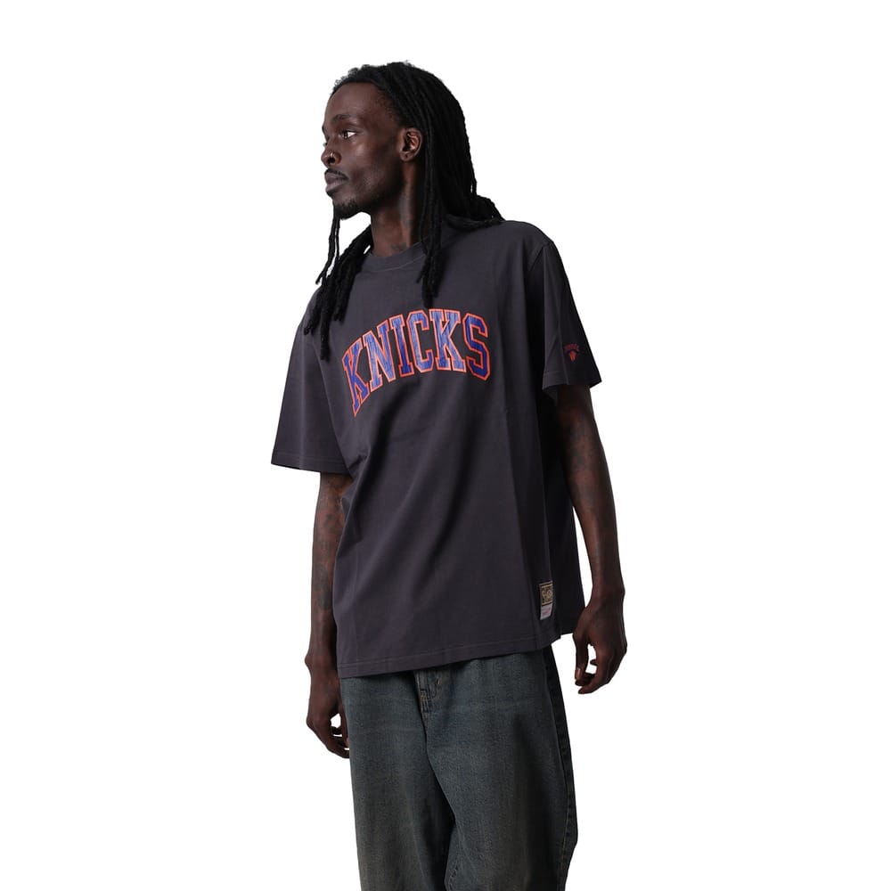 Mitchell & Ness Arch Tee New York Knicks - Washed Black