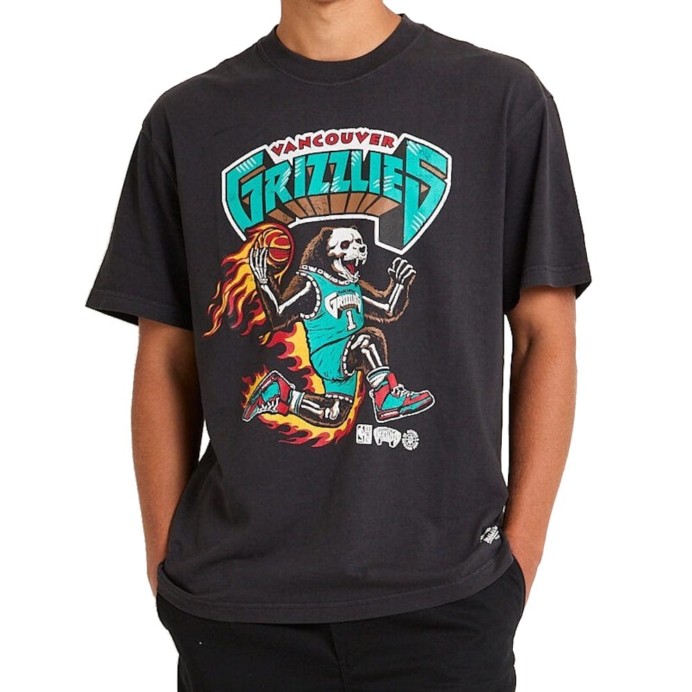 Mitchell & Ness On Fire Tee Vancouver Grizzlies - Overdyed Black