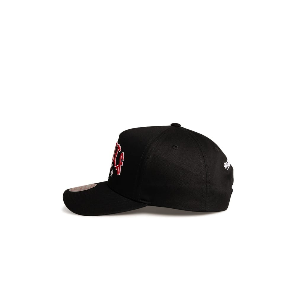 Mitchell & Ness Black Letter Pro Pinch Snapback Chicago Bulls - Black