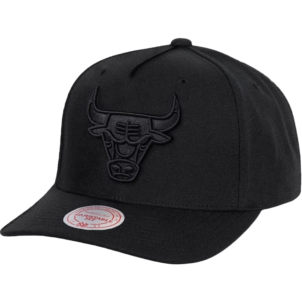 Mitchell & Ness Team Colour Logo MVP Snapback Chicago Bulls - Black / Black