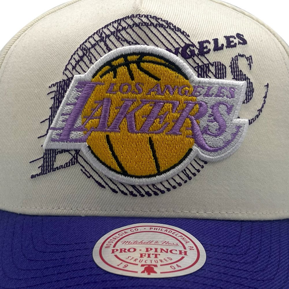 Mitchell & Ness Tilted Pro Pinch Snapback Los Angeles Lakers - White Cream / Purple