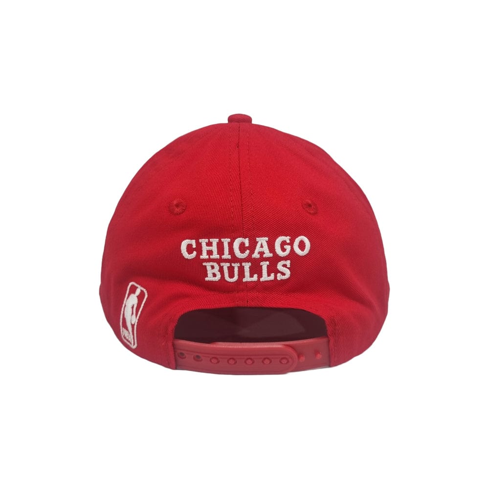 NBA Essentials Youth Team Colour Classic 6 Panel Snapback Chicago Bulls - University Red