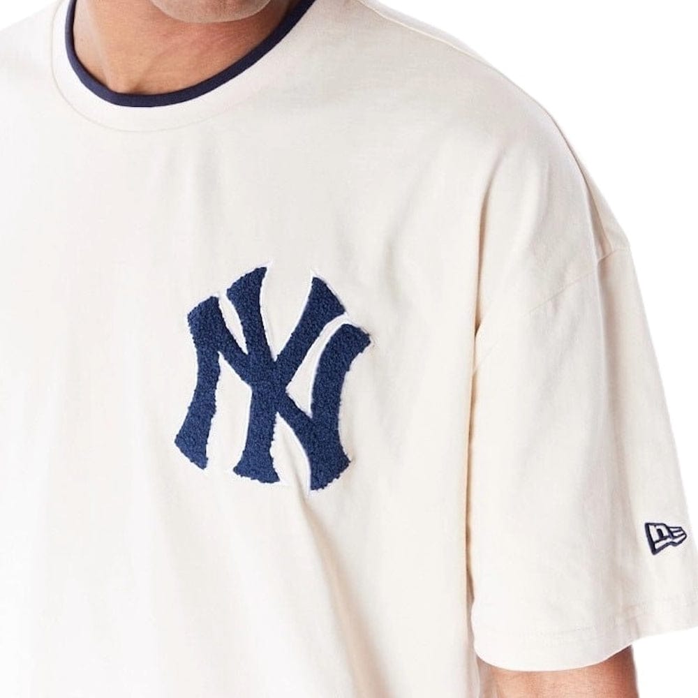 New Era World Series Drop Shoulder Tee New York Yankees - Light Cream