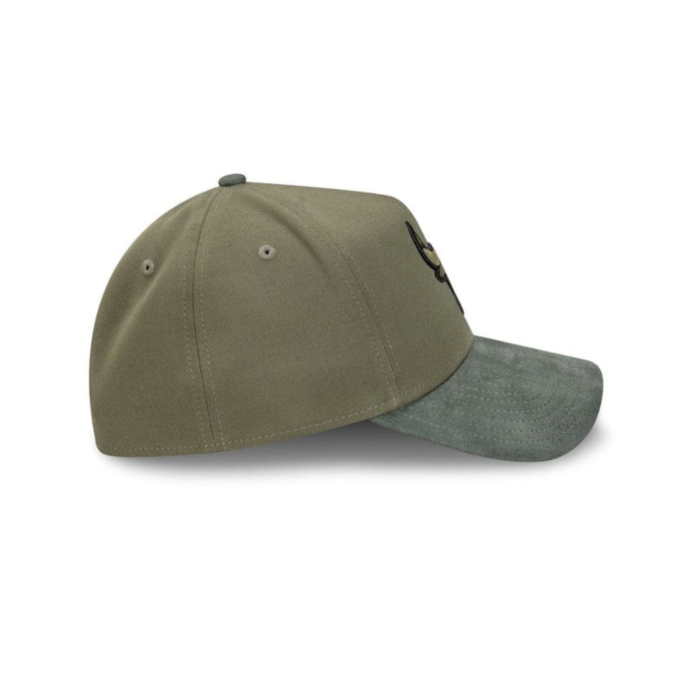 New Era 39THIRTY 2-Tone Suede A-Frame Fitted Cap Chicago Bulls - Olive Premium