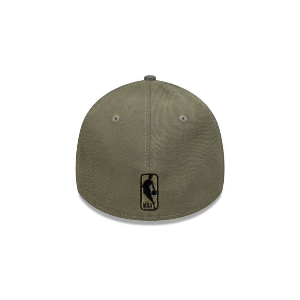 New Era 39THIRTY 2-Tone Suede A-Frame Fitted Cap Chicago Bulls - Olive Premium