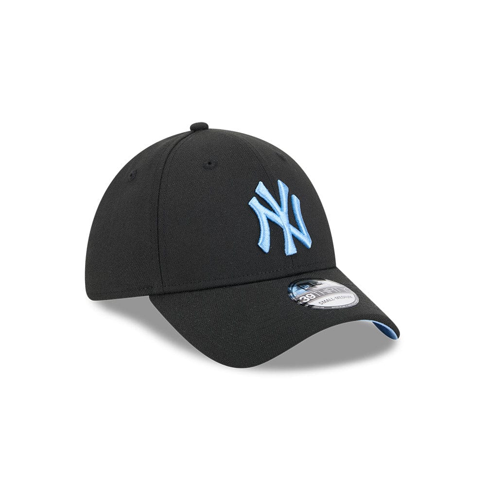 New Era 39THIRTY Fitted Cap New York Yankees - Black / Sky Blue