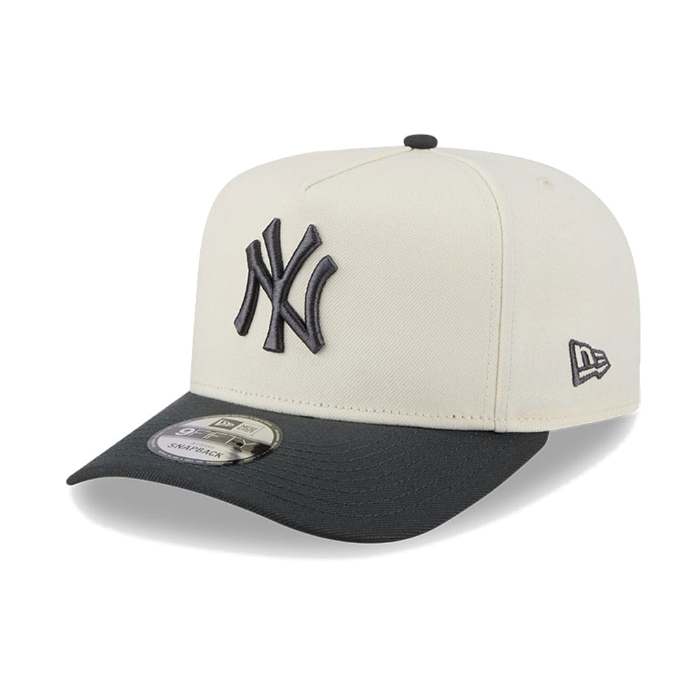 New Era 9FIFTY 3 Times A-Frame Pre-Curved Snapback New York Yankees - Chrome / Steel