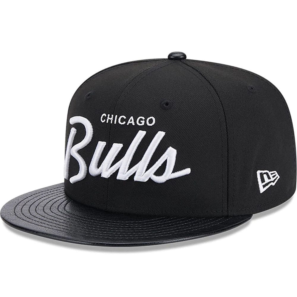 New Era 9FIFTY Faux Leather Visor Snapback Chicago Bulls - Black
