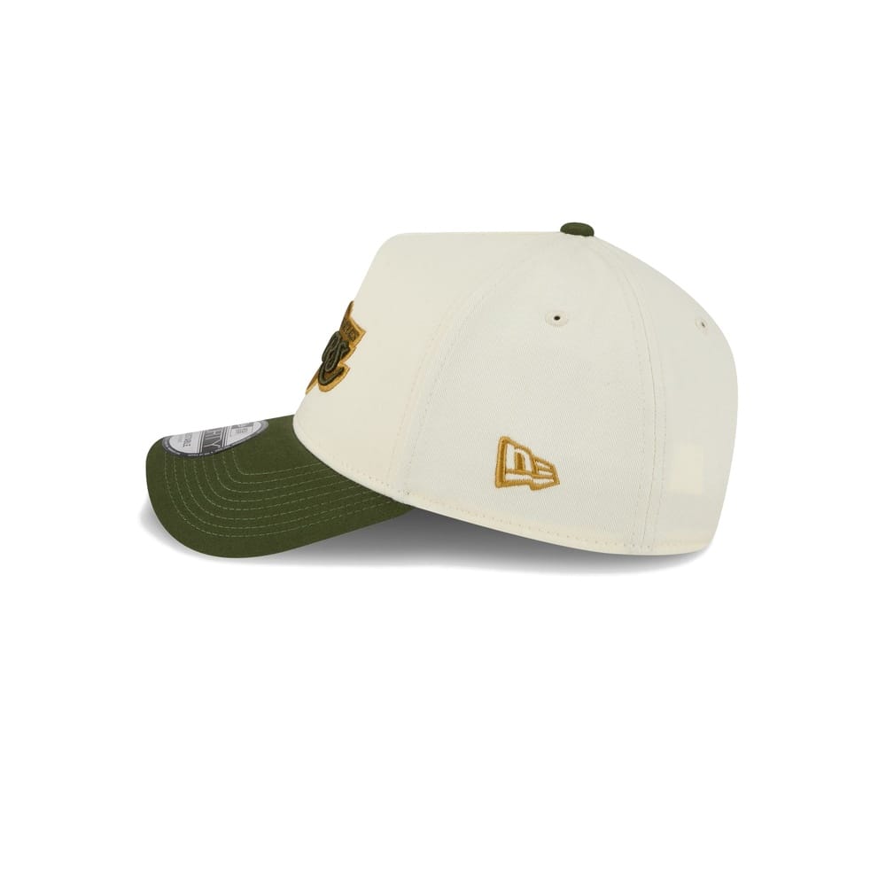 New Era 9FORTY 2 Tone A-Frame Metallic Snapback Los Angeles Lakers - Off White / Rifle Green