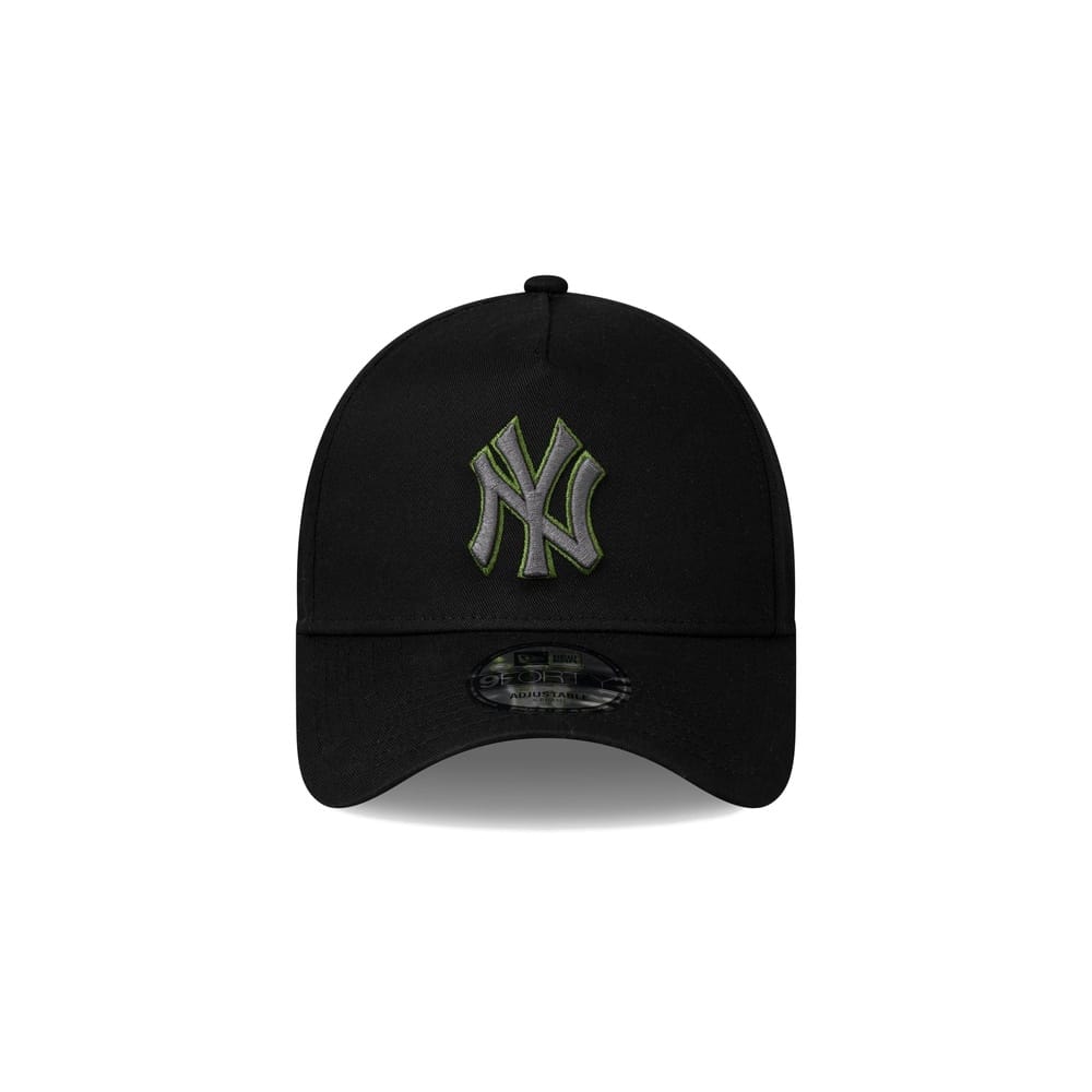 New Era 9FORTY Liquid Metal Snapback New York Yankees - Black