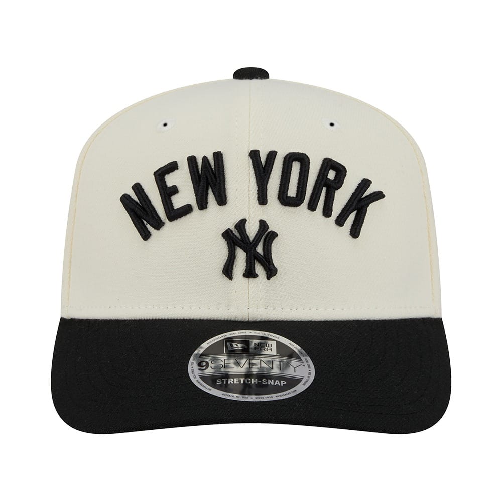 New Era 9SEVENTY Stretch-Snap New York Yankees - Cream / Black