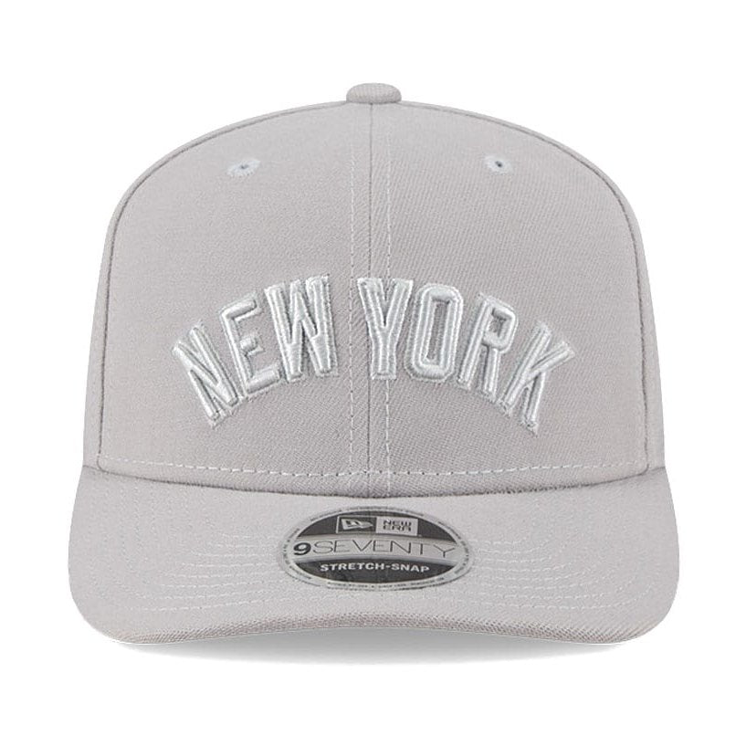 New Era 9SEVENTY Tonal Grey Script Snapback - Grey