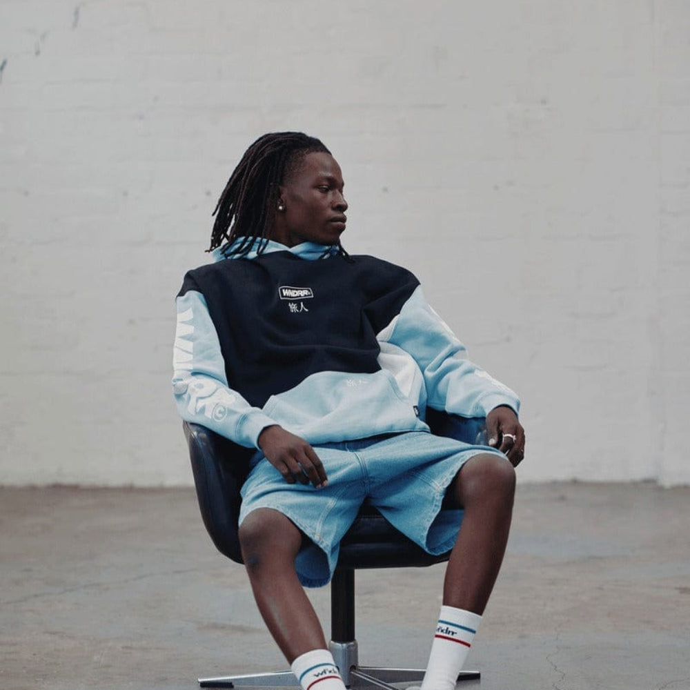 WNDRR Privacy Panel Hood Sweat - Black / Air Blue