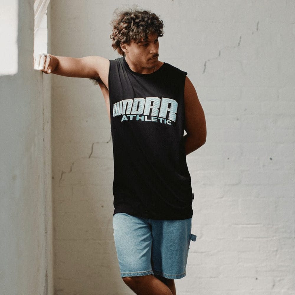 WNDRR Shift Muscle Top - Black