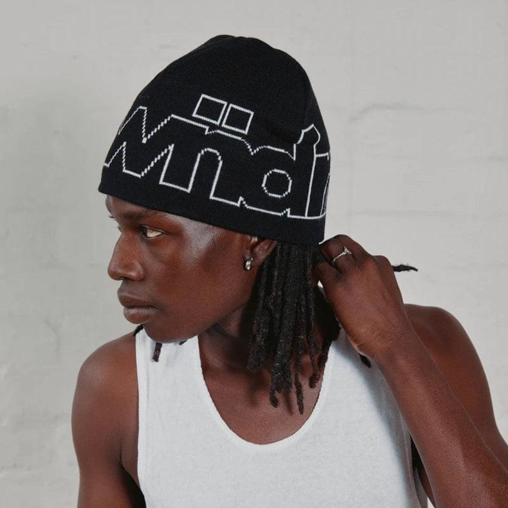 WNDRR Accent Skull Beanie - Black