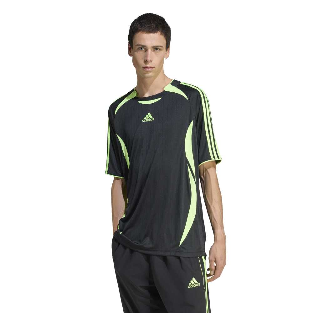 adidas Adicolor Teamgeist Tee - Black / Signal Green