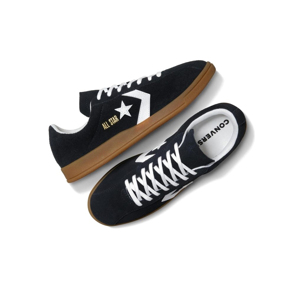Converse Classic Trainer Suede Low Top - Black