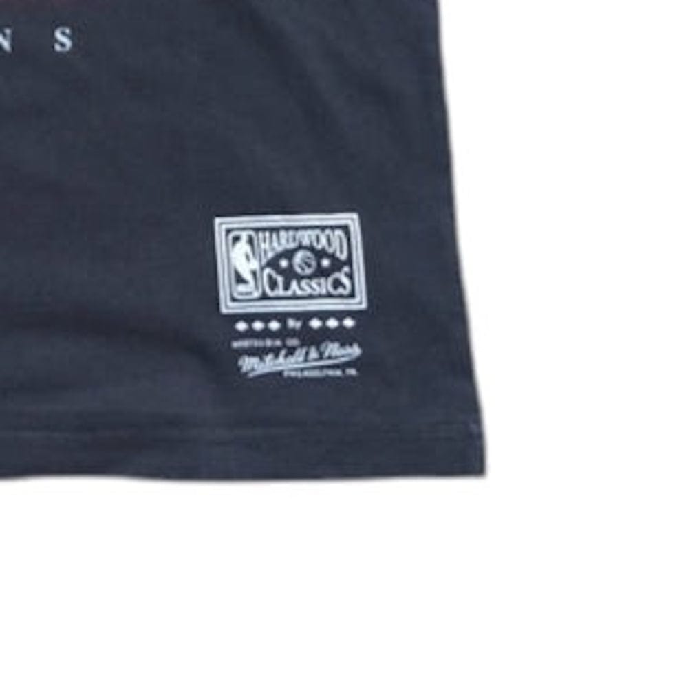 Mitchell & Ness 6X Champions Tee Chicago Bulls - Overdyed Black