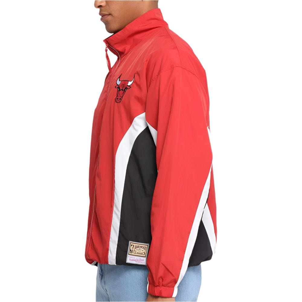 Mitchell & Ness Chicago Bulls Nylon Track Jacket - Red / Black