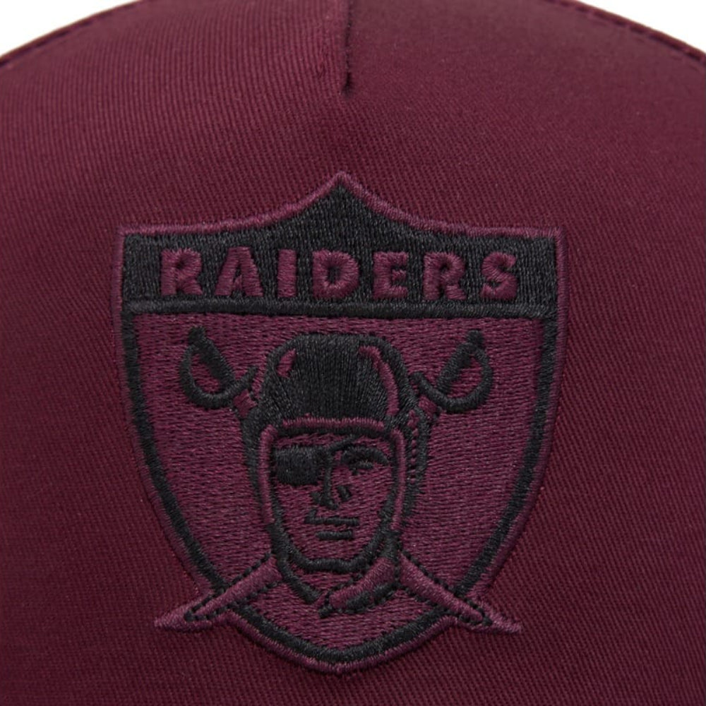 Mitchell & Ness Lacquer Pro Pinch Snapback  Oakland Raiders - Fig
