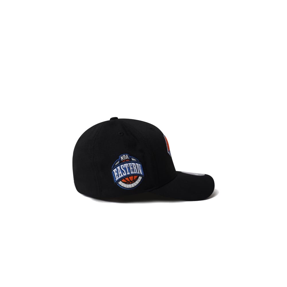 Mitchell & Ness X Flexfit 110 Double Up Snapback New York Knicks - Black