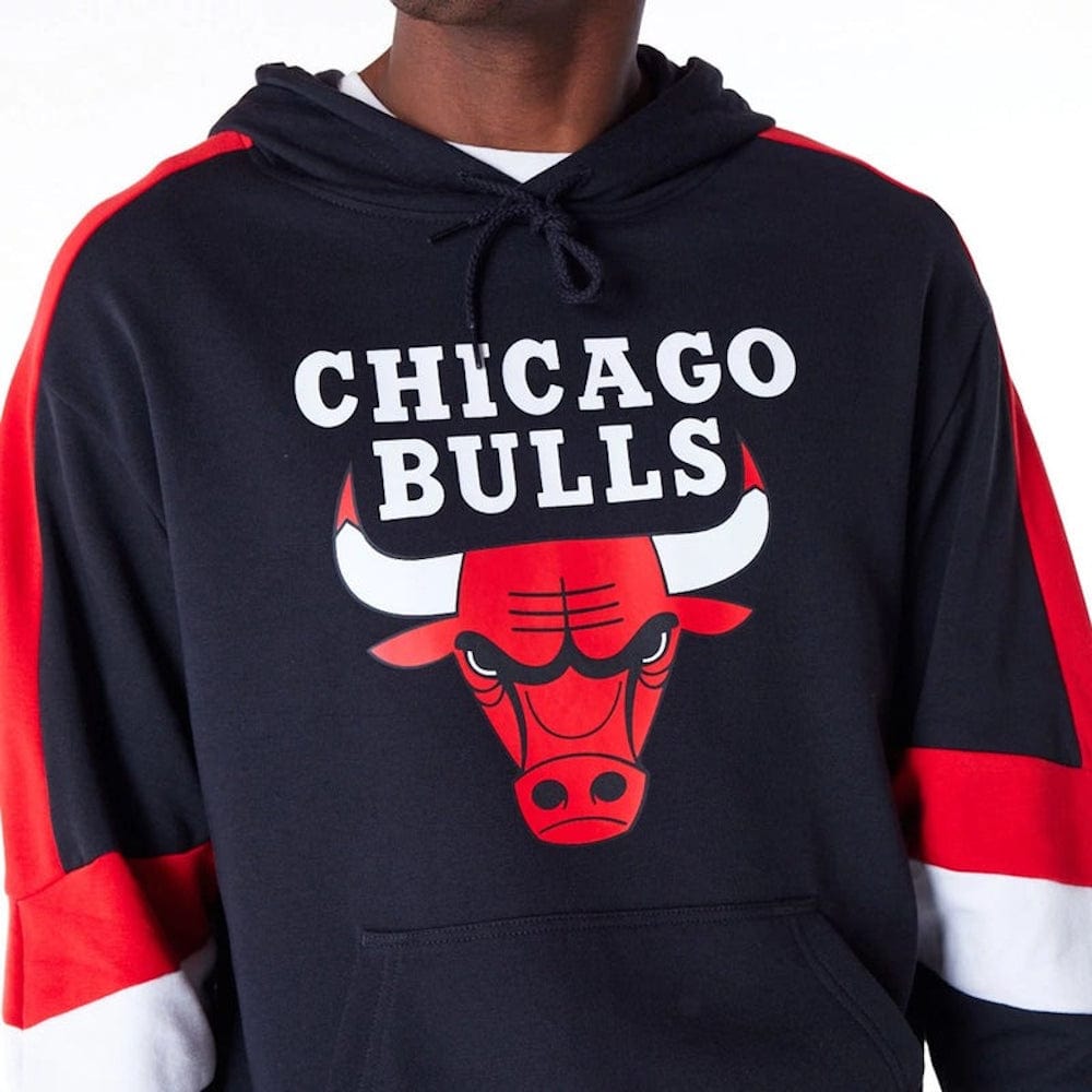 New Era Colour Block Oversized Hoodie Chicago Bulls - Black / Red