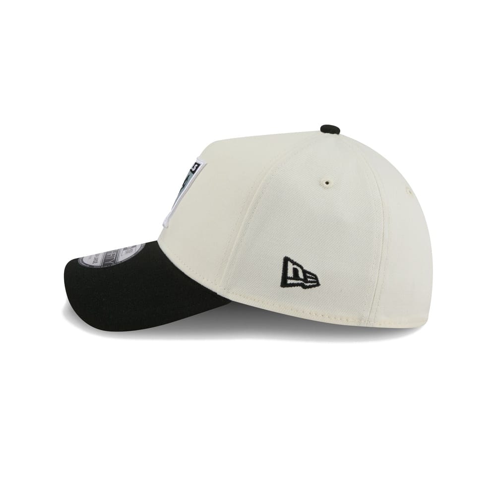 New Era 39THIRTY 2-Tone NFL A-Frame Fitted Cap Las Vegas Raiders - Chrome White / Black