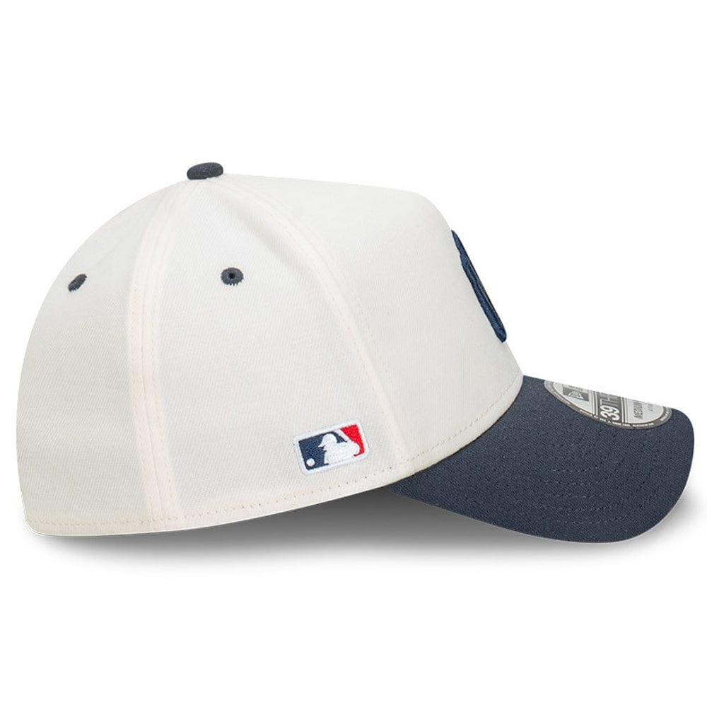 New Era 39THIRTY Cut N Paste A-Frame Stretch Fit Cap New York Yankees - Chrome White / Royal