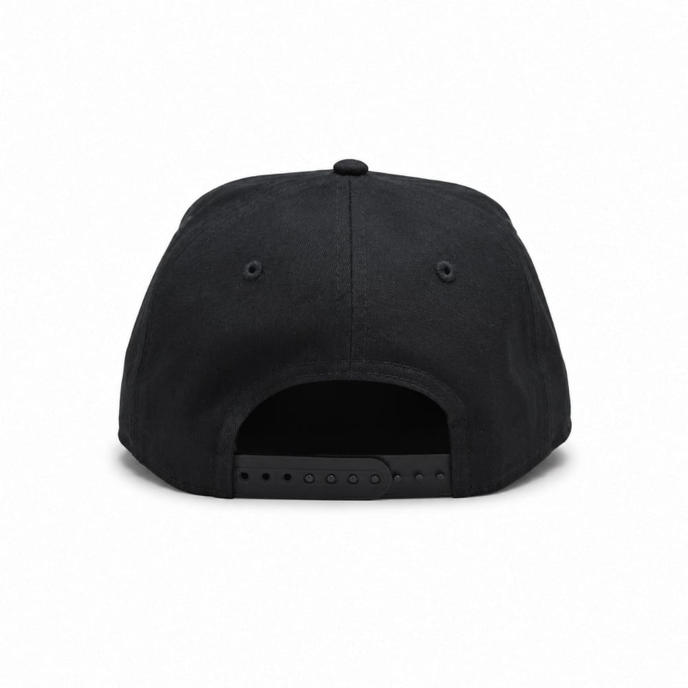 New Era 9FORTY Metallic Badge Los Angeles Lakers - Black - Image 2
