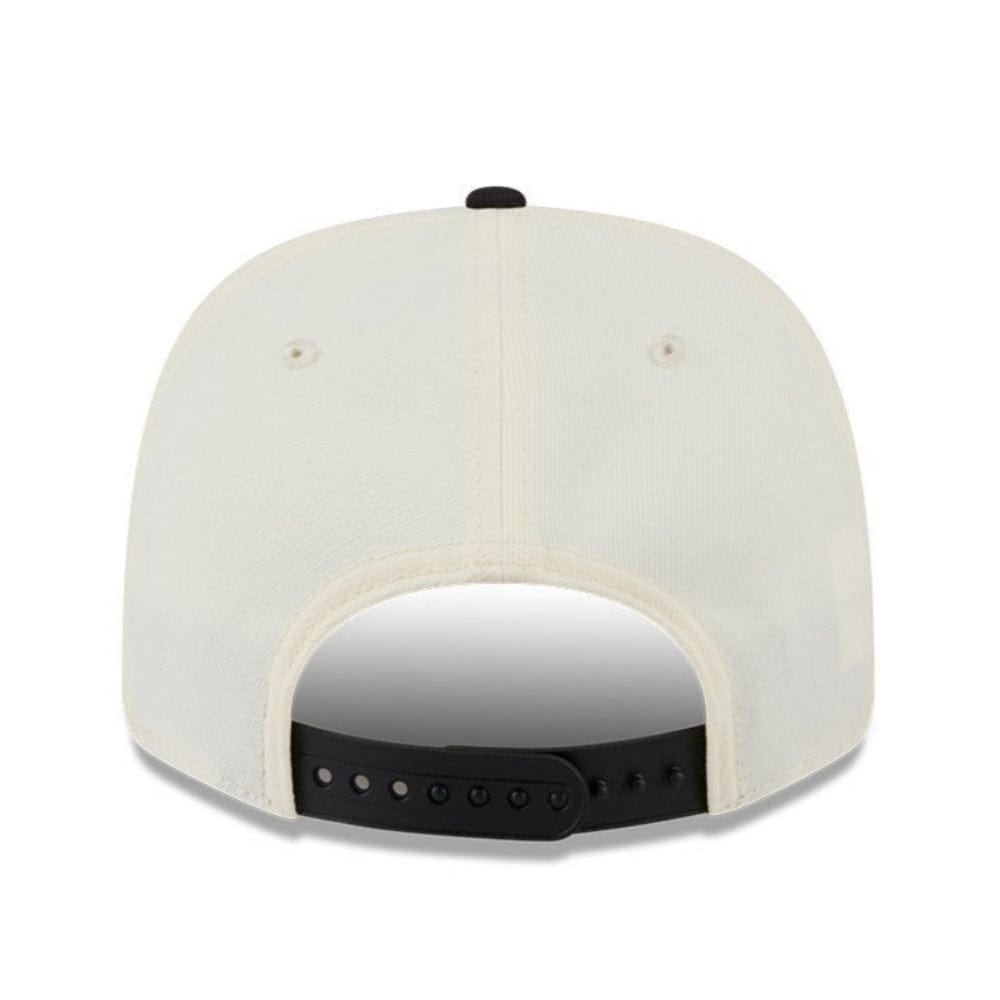 New Era 9SEVENTY 2-Tone Snapback Chicago Bulls - Chrome White / Red